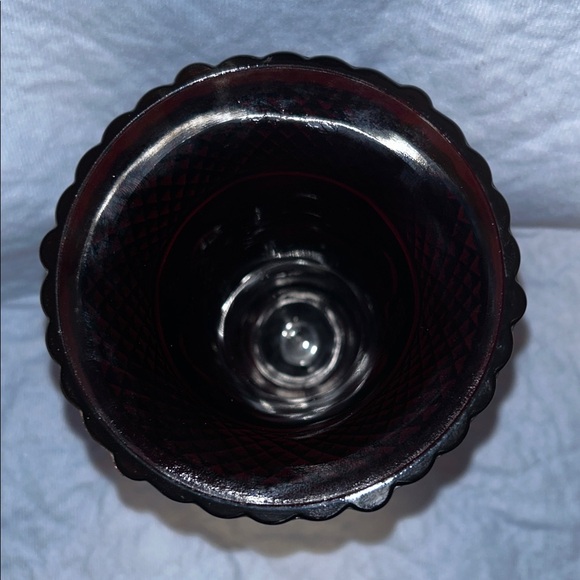 Avon Deep Red Glass Vase - Picture 3 of 13